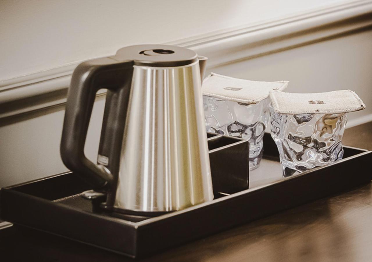 Ambiance Boutique Art Hotel Lahore Bagian luar foto A kettle