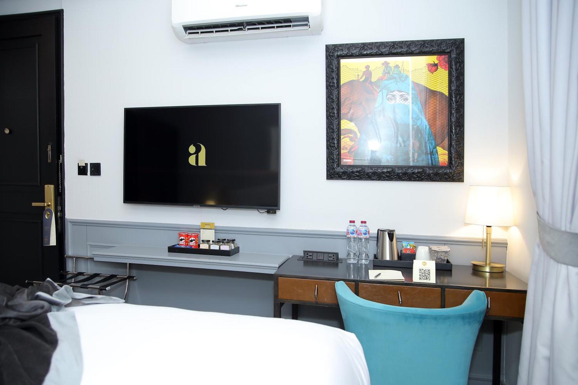 Ambiance Boutique Art Hotel Lahore Ruang foto A room at the hotel