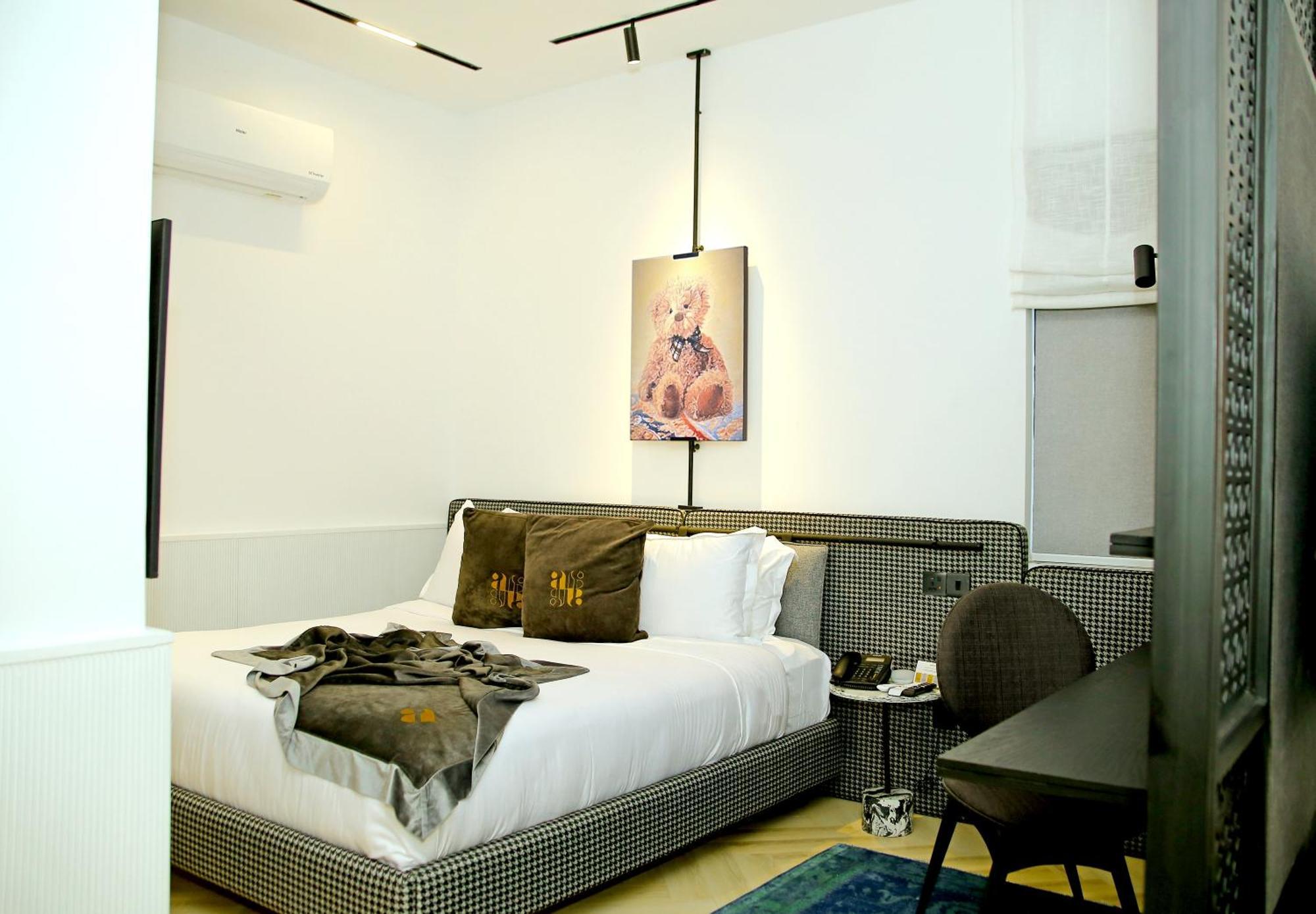 Ambiance Boutique Art Hotel Lahore Ruang foto Deluxe Room